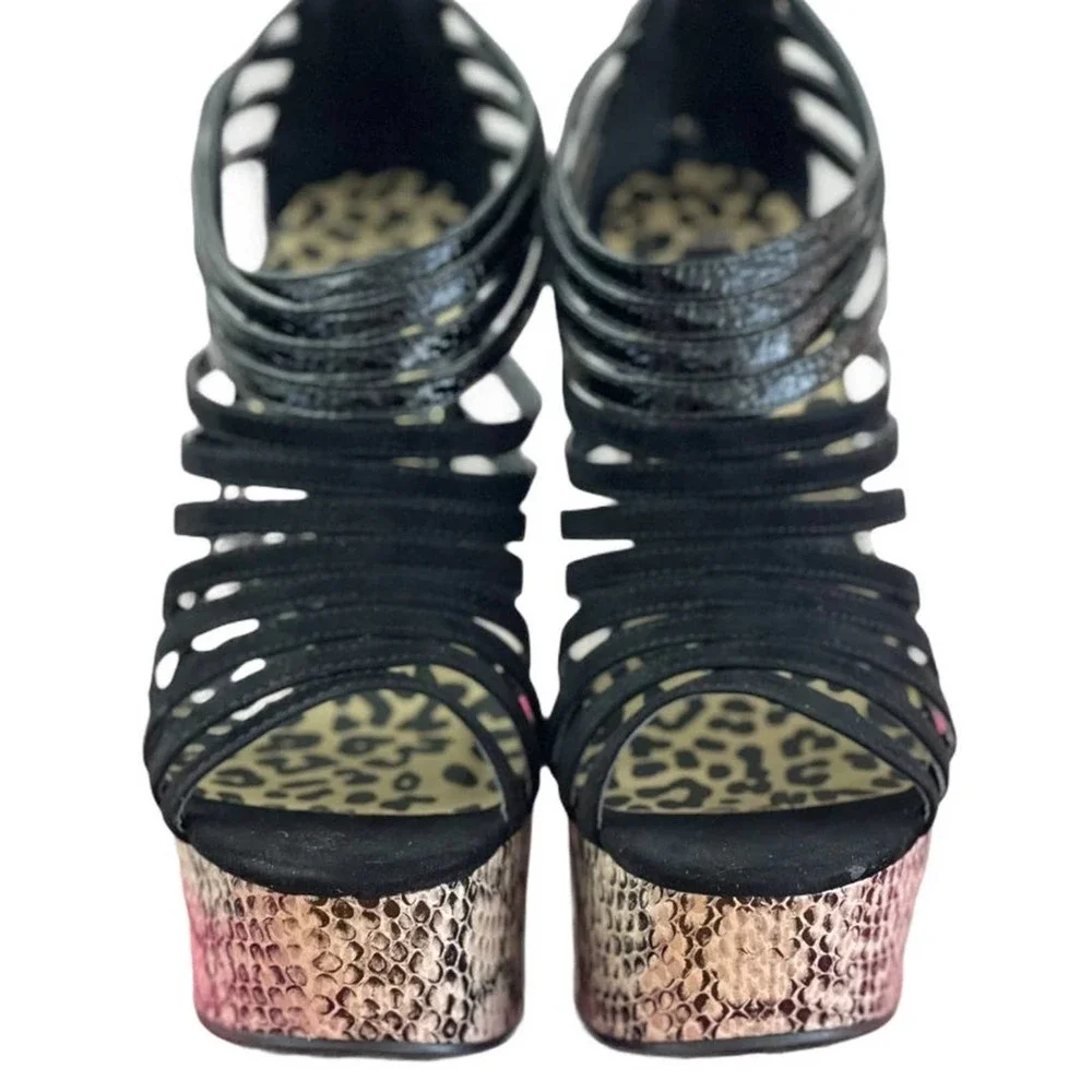 ✨NEW with tag ✨ DOLLHOUSE Sin Black - Picture 3 of 6